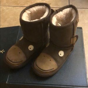 Used EMU Australia kids boots size 11